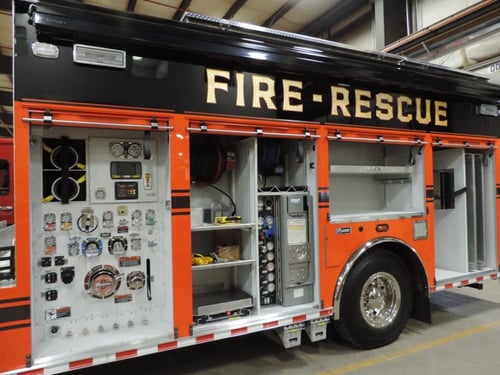 short wheelbase for turn radius on rescue pumper