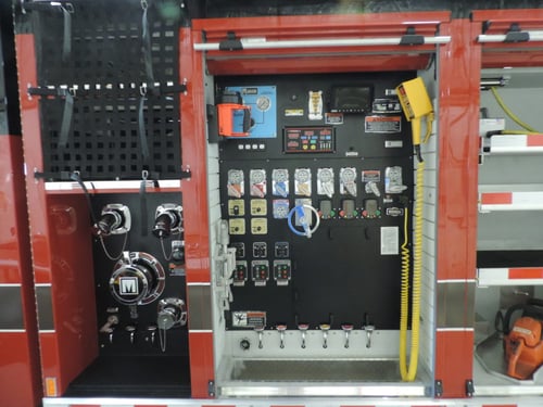 rescue pumper truck enclosed pump