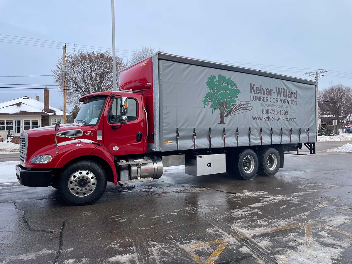 curtain_side_26_foot_lumbar_hauling_keiver-willard-1200